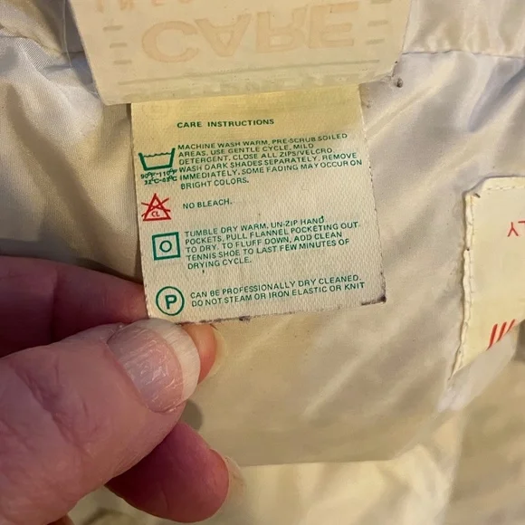 Vintage 1988 Obermeyer asymmetrical down ski jacket with fox fur hood - Picture 9 of 12